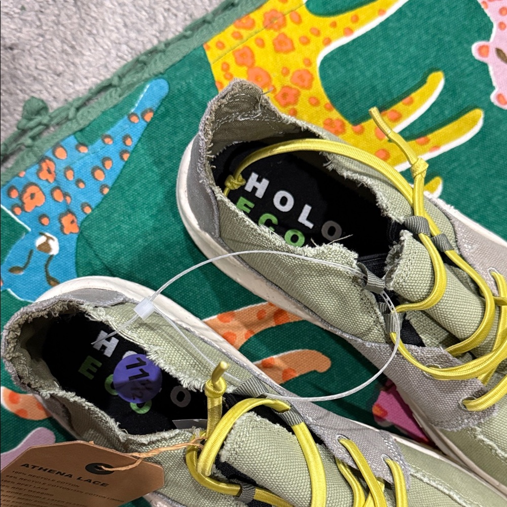 NWT HOLO FOOTWEAR ATHENA LACE UP SNEAKER Green and Gray Shoes - Picture 2 of 5